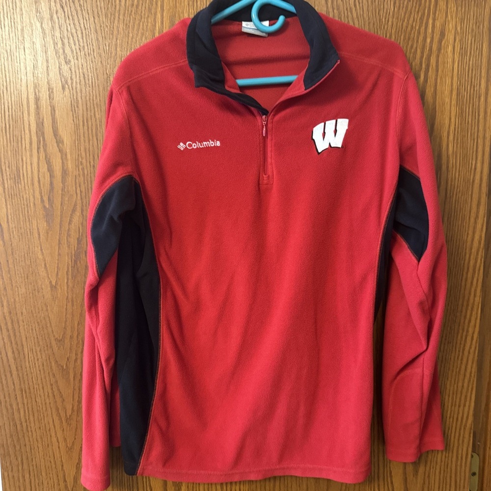 Columbia Wisconsin Badgers Red Black 1/4 Zip Fleece Pullover Men's Medium NCAA